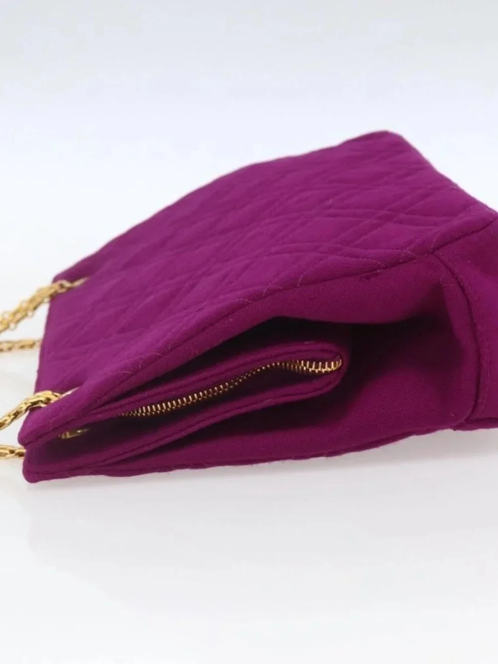 CHANEL 306745391523brand	chanel color	purple